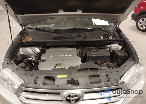 2012 Toyota Highlander Se V6 из США, поврежденный, VIN 5TDBK3EHXCS141260